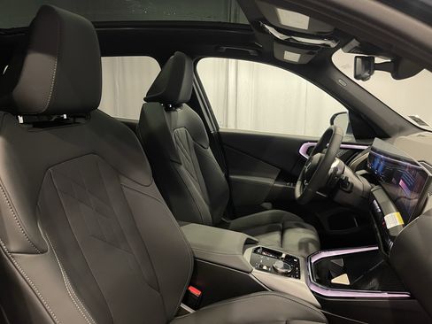 Used 2025 BMW X3 xDrive30i image 15