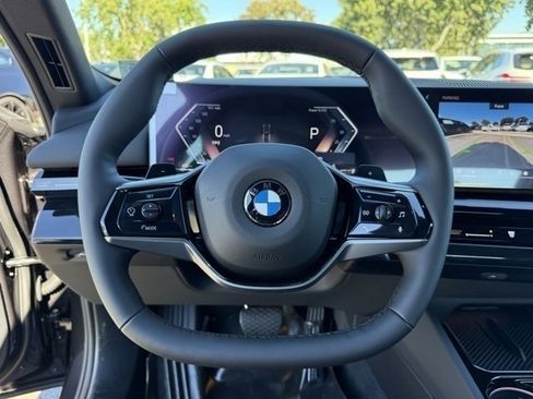 New 2026 BMW 530i w/ Premium Package image 21