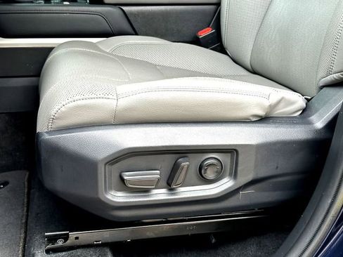 Used 2023 Toyota Tundra Limited w/ Power Package AWD/4WD image 12