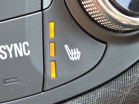 Used 2023 Chevrolet Malibu LT image 8