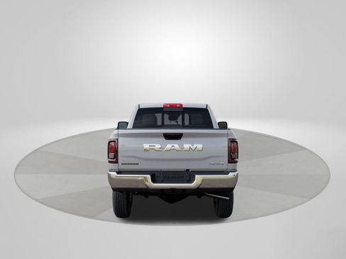 New 2025 RAM 2500 Big Horn AWD/4WD image 7