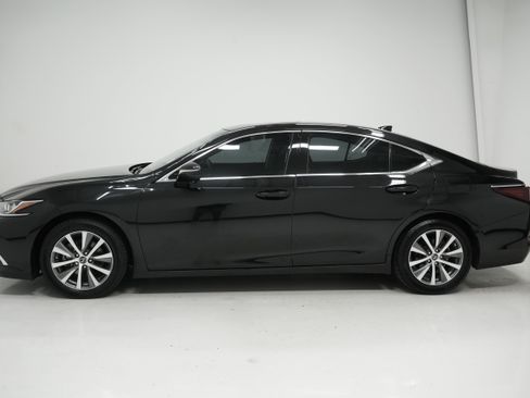 Used 2019 Lexus ES 350 w/ Accessory Package 2 image 7