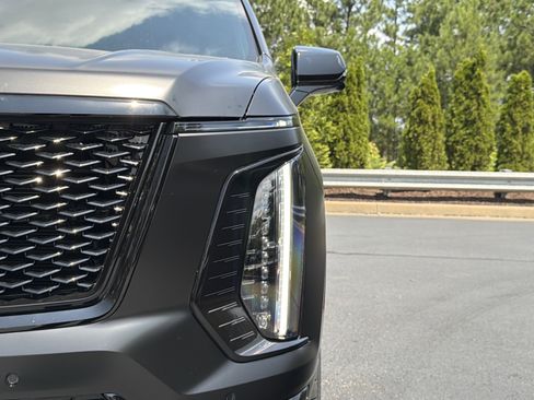Used 2026 Cadillac Escalade Platinum Sport w/ LPO, Floor Liner Package AWD/4WD image 77