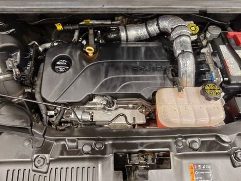 Used 2021 Chevrolet Trax LT image 43