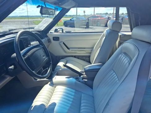 Used 1990 Ford Mustang LX RWD image 24