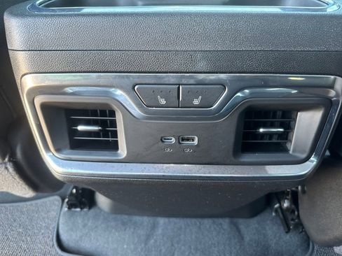 Used 2024 Chevrolet Silverado 1500 High Country w/ Technology Package AWD/4WD image 31