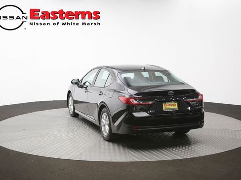 Used 2025 Toyota Camry LE FWD image 36