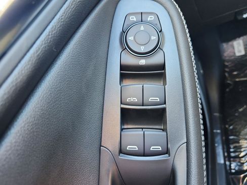 New 2026 Buick Encore GX Avenir w/ Avenir Technology Package image 18