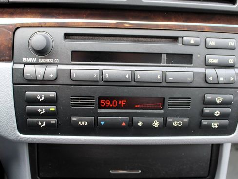 Used 2000 BMW 323i Sedan image 22