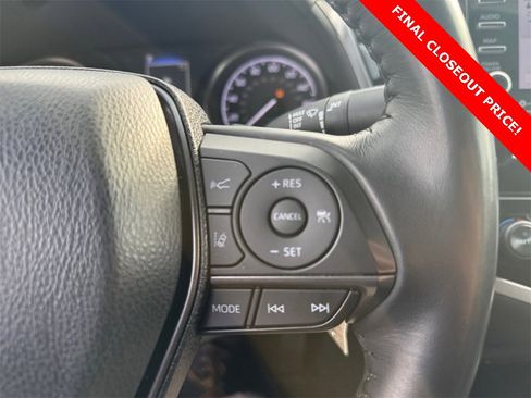 Used 2023 Toyota Camry SE image 32