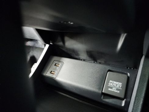 Certified 2021 Honda HR-V Sport image 27