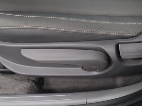 Used 2025 Hyundai Elantra SEL FWD image 26