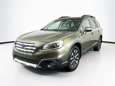 Used 2016 Subaru Outback 3.6R Limited AWD/4WD image 3