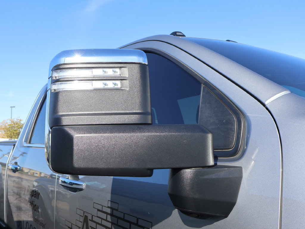 Used 2025 Chevrolet Silverado 3500 High Country w/ High Country Premium Package AWD/4WD image 11