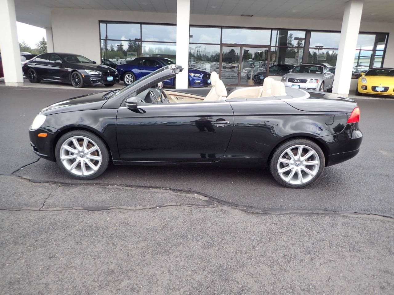 Used 2010 Volkswagen Eos Lux FWD image 10