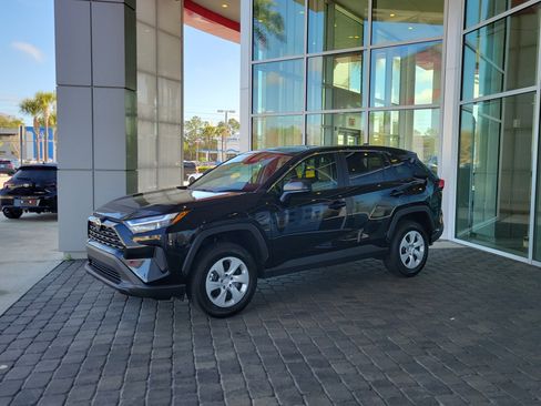 Certified 2025 Toyota RAV4 LE image 1