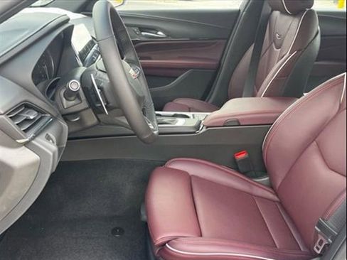 Used 2025 Cadillac CT4 Sport RWD image 13