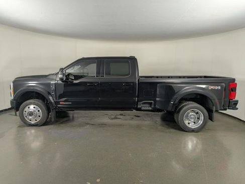 Used 2025 Ford F450 Platinum w/ FX4 Off-Road Package AWD/4WD image 5