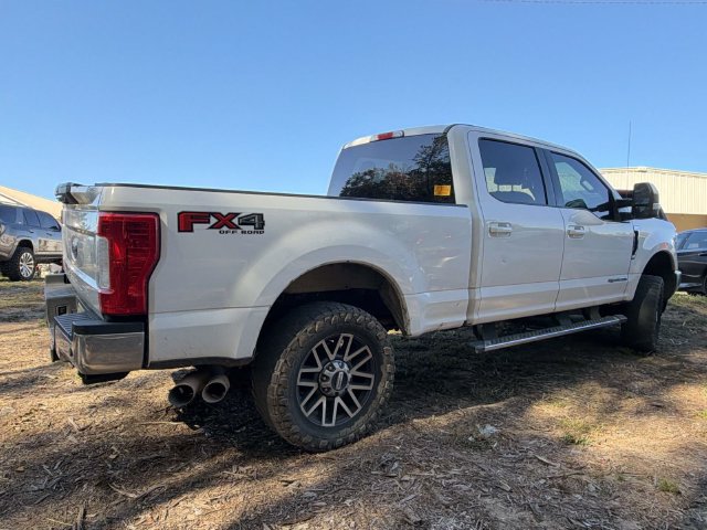 Used 2017 Ford F250 Lariat w/ Lariat Value Package AWD/4WD image 14
