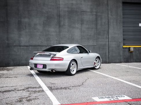Used 2001 Porsche 911 Carrera RWD image 49