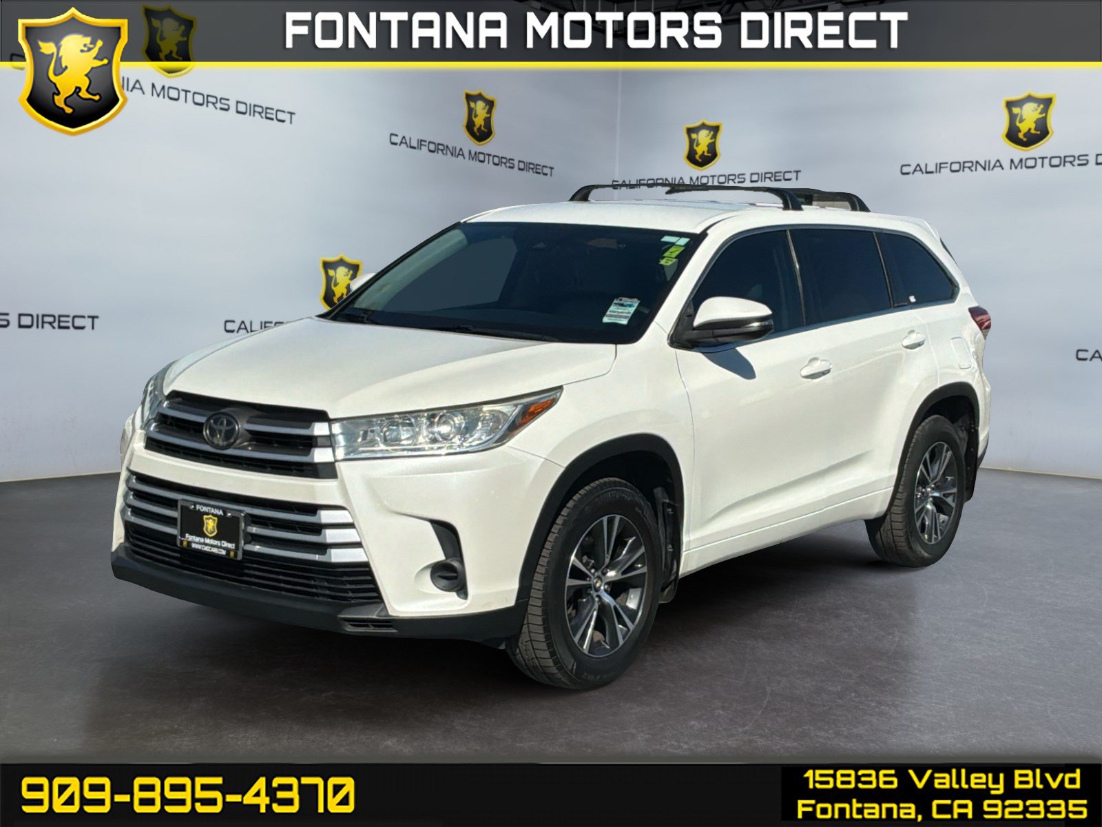 Used 2018 Toyota Highlander LE FWD image 1