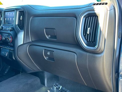 Used 2020 Chevrolet Silverado 1500 LT w/ Texas Edition image 27