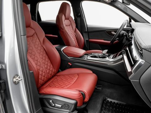 Used 2024 Audi SQ7 Prestige image 32