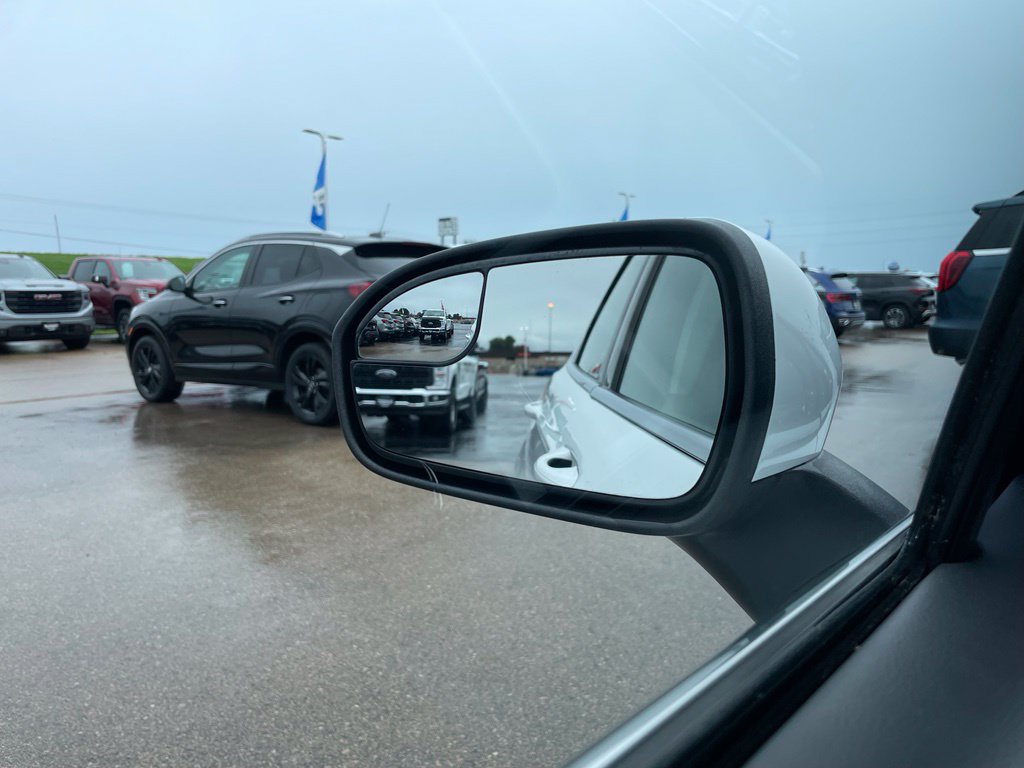 Used 2016 Ford Fusion S FWD image 26