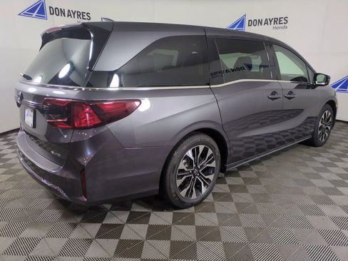 New 2026 Honda Odyssey Elite image 5