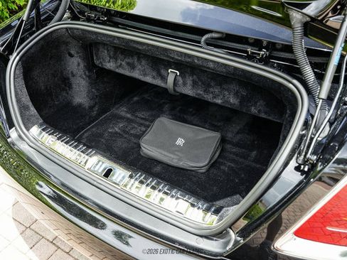 Used 2019 Rolls-Royce Dawn RWD image 70