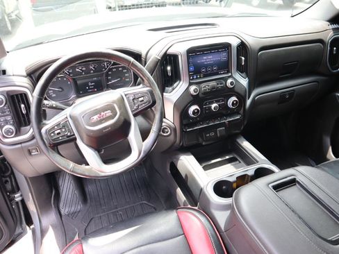 Used 2020 GMC Sierra 1500 Elevation w/ Elevation Value Package AWD/4WD image 11