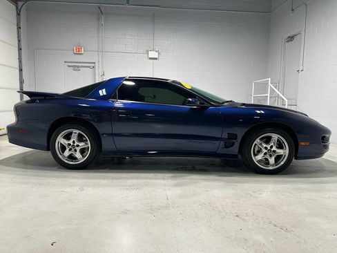Used 2002 Pontiac Firebird Trans Am w/ SLP Firehawk Pkg RWD image 2