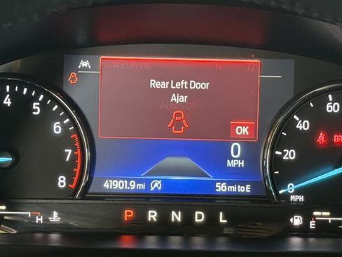 Used 2023 Ford Explorer XLT RWD image 18