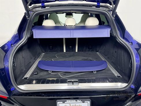 Used 2023 Aston Martin DBX AWD/4WD image 34