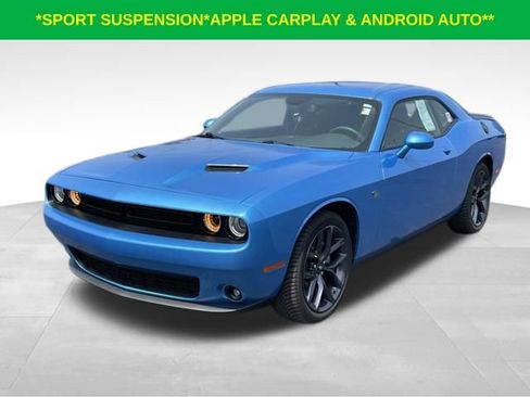 Used 2023 Dodge Challenger SXT w/ Blacktop Package RWD image 3