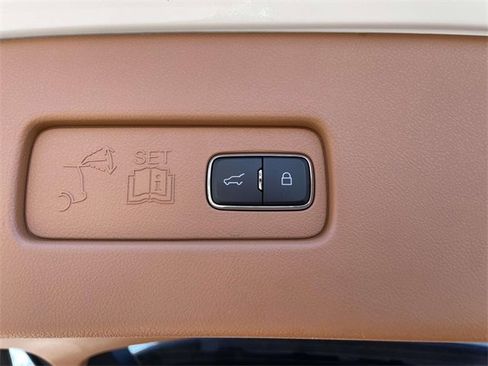 Used 2020 Lincoln Aviator Black Label Grand Touring w/ Class IV Trailer Tow Package image 12