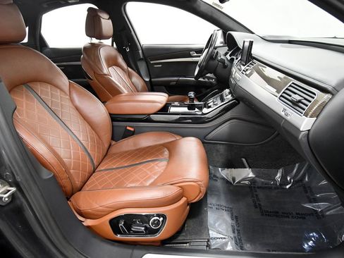 Used 2015 Audi S8 AWD/4WD image 18