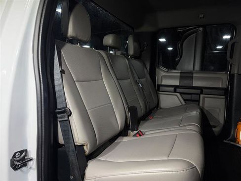 Used 2021 Ford F250 XL w/ Power Equipment Group image 16