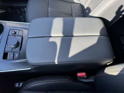 Used 2025 MAZDA CX-90 3.3 Turbo w/ Select Package image 19