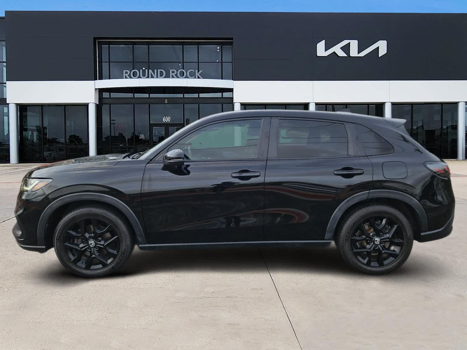 Used 2023 Honda HR-V Sport image 4