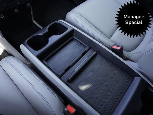 Used 2023 Honda Odyssey Touring image 14