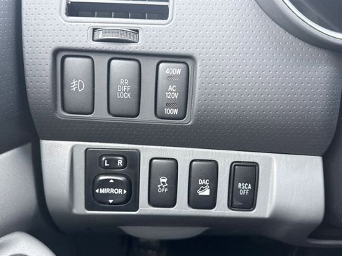 Used 2014 Toyota Tacoma 4x4 Access Cab V6 image 24