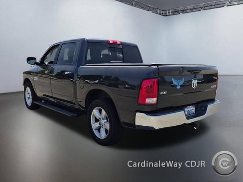 Used 2018 RAM 1500 Classic SLT AWD/4WD image 5