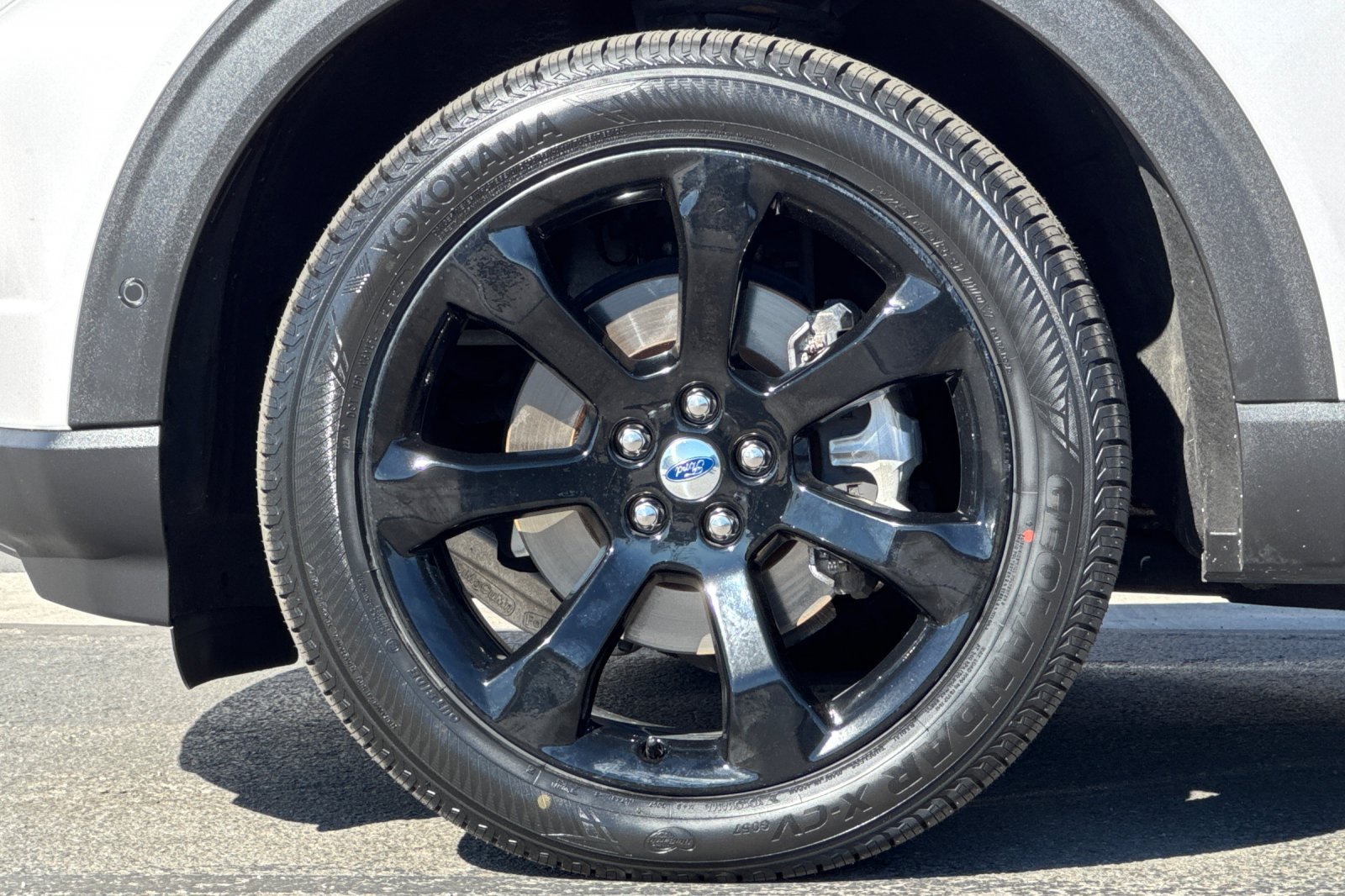 Certified 2020 Ford Explorer Platinum w/ Premium Technology Package AWD/4WD image 27