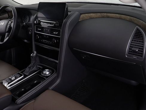 Used 2023 INFINITI QX80 Premium Select w/ Cargo Package image 20