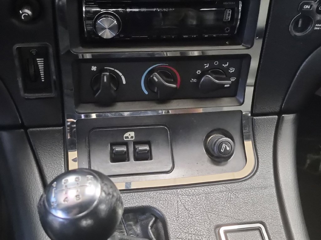 Used 2002 Dodge Viper RT/10 RWD image 20