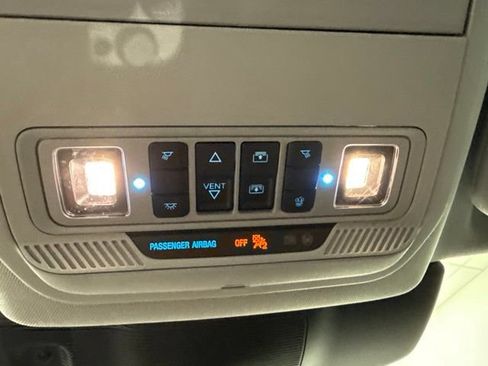 Used 2023 Ford Explorer Limited w/ Limited Technology Package RWD image 25