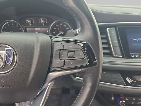 Used 2023 Buick Enclave Essence image 22