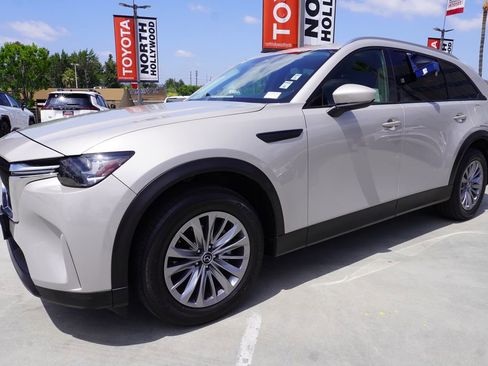 Used 2024 MAZDA CX-90 3.3 Turbo w/ Preferred Package AWD/4WD image 4