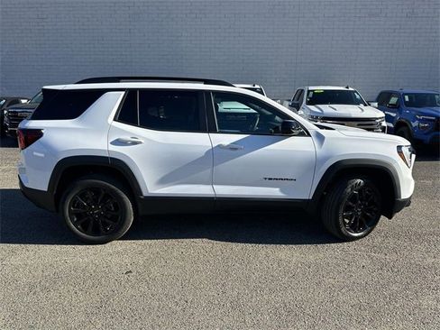 New 2026 GMC Terrain Elevation image 3